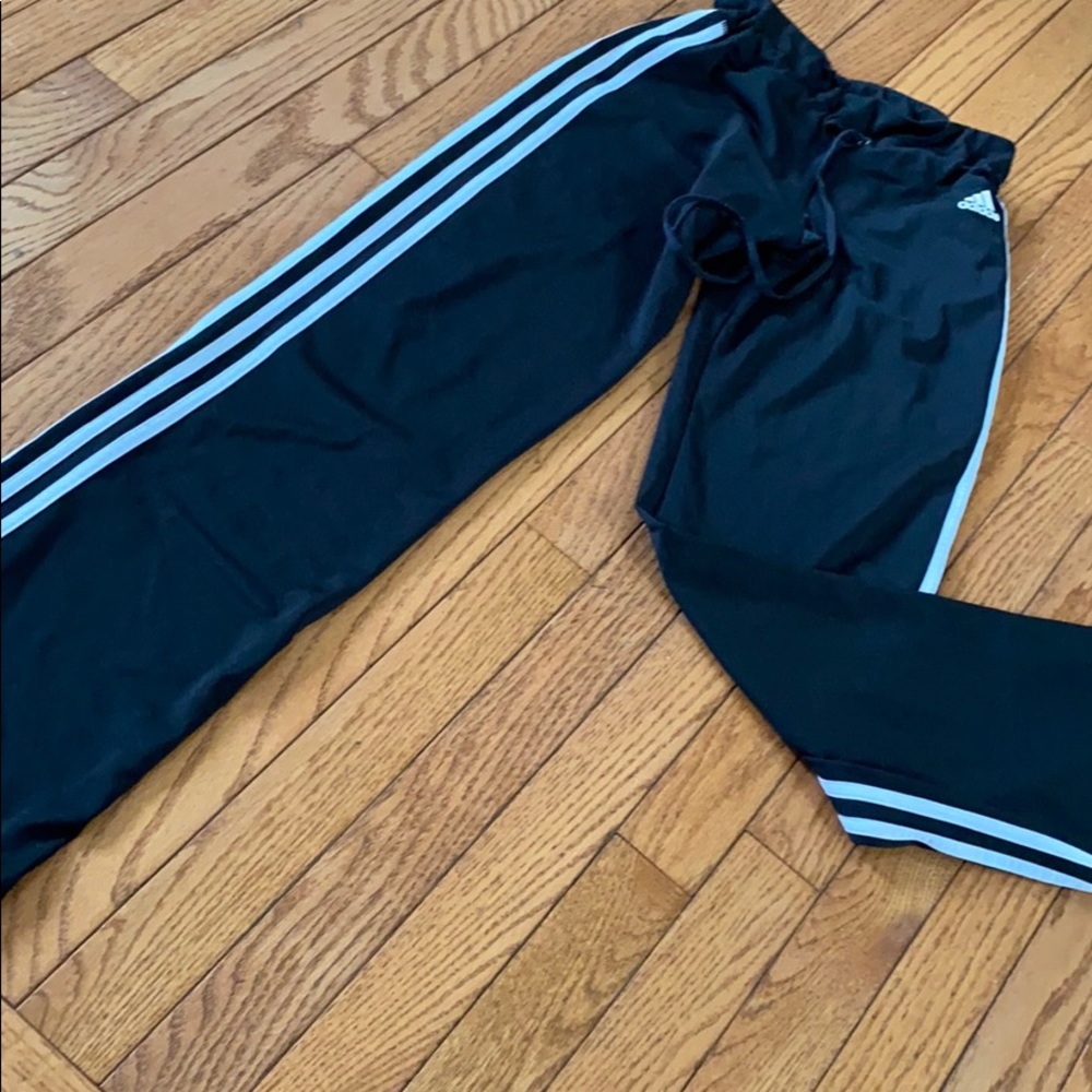 Adidas pants! 🖤